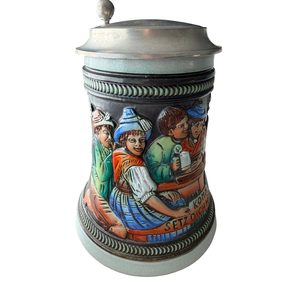 Original King Beer Stein G30 Black Blue Green Red German Relief Pewter Lid